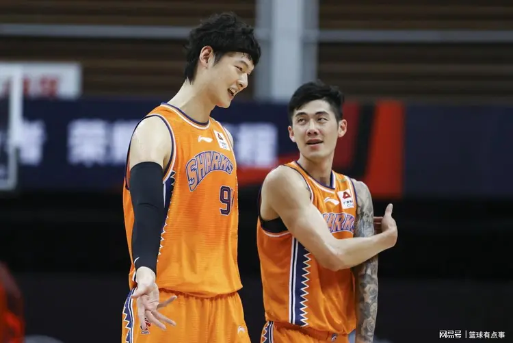 开云体育下载-卫冕之路漫长，劲旅尽展实力争锋的简单介绍