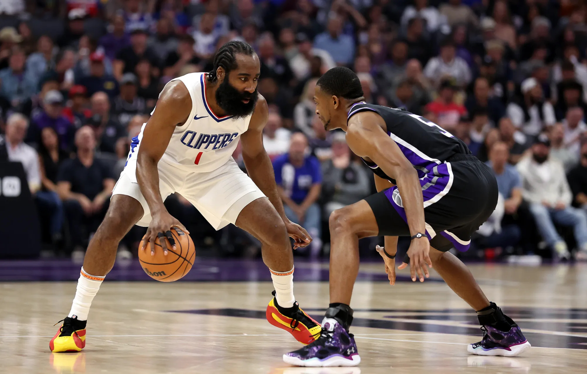 亚眠队客场战胜对手，排名逐步提升的简单介绍