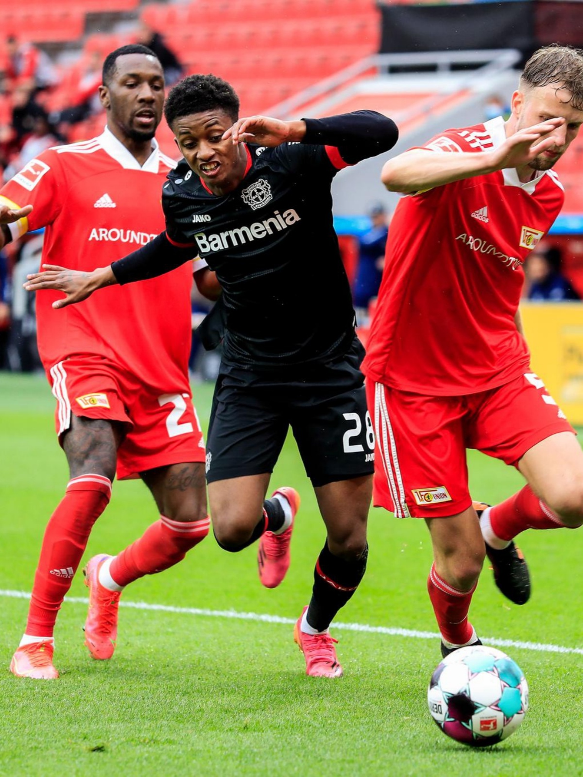 关于曼彻斯特城客场不敌切尔西，遗憾告负的信息