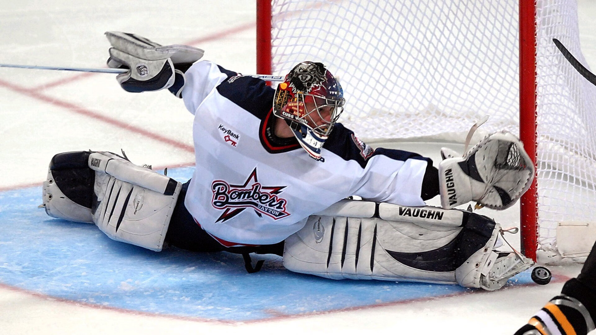 西甲国家德比之夜，赖斯防守端锁死对手，铸就中场铁壁传奇