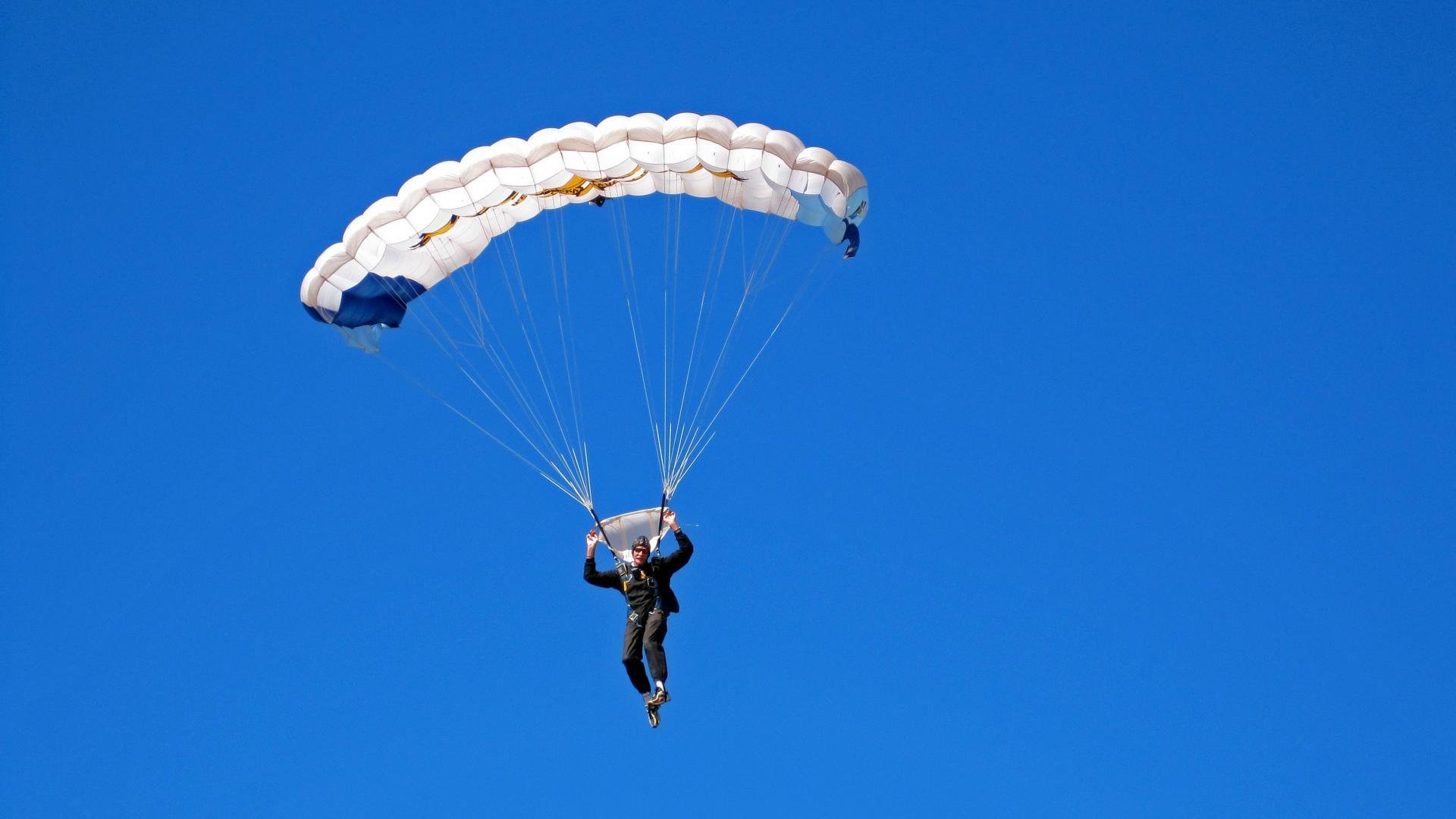 雷霆鏖战广东队，孙铭徽扛起全队